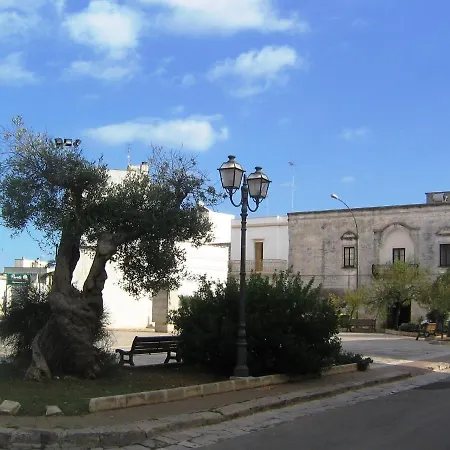 Lu Rusciu De Lu Vientu Villa *