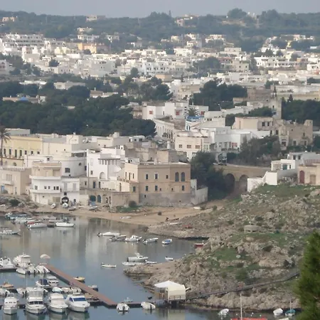 Willa Lu Rusciu De Lu Vientu Castrignano del Capo